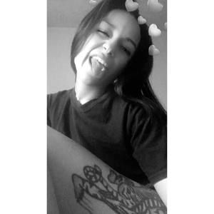 Meet your Posher, Amaris